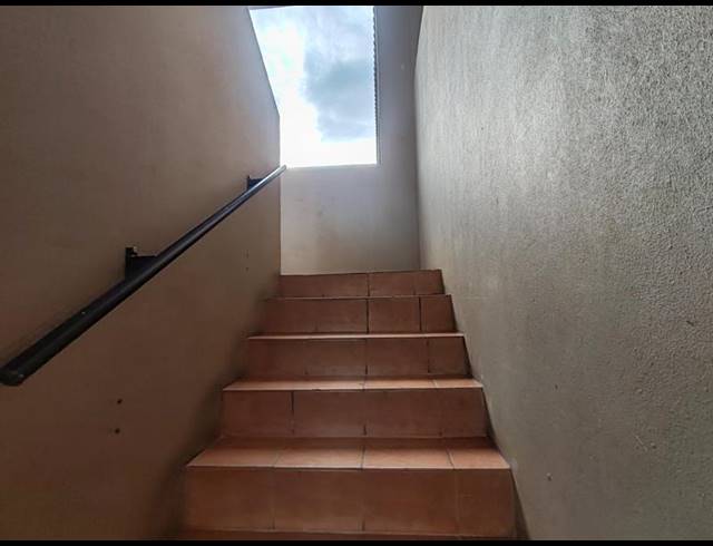2 BEDROOM APARTMENT FOR SALE IN HESTEAPARK